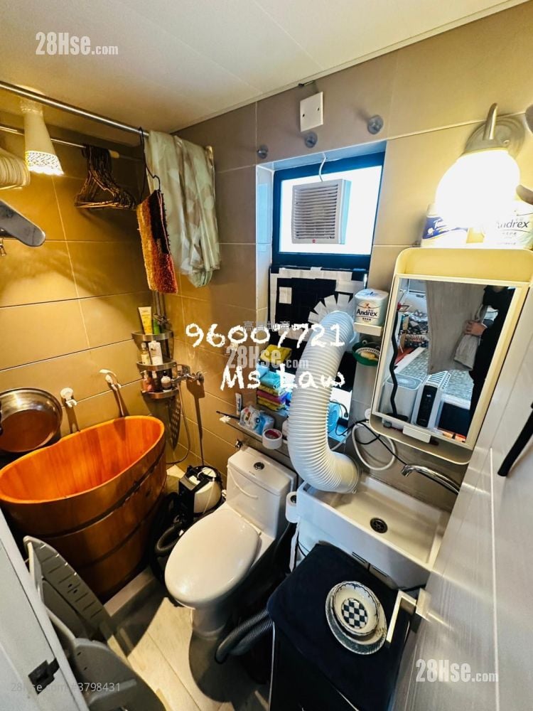 村屋 售盘 3 房 , 2 浴室