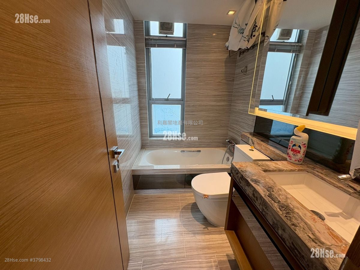 峻峦 租盘 848 平方尺