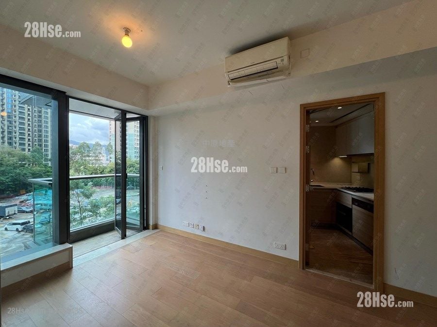 One Homantin Rental 2 Bedrooms , 1 Bathroom 501 ft²