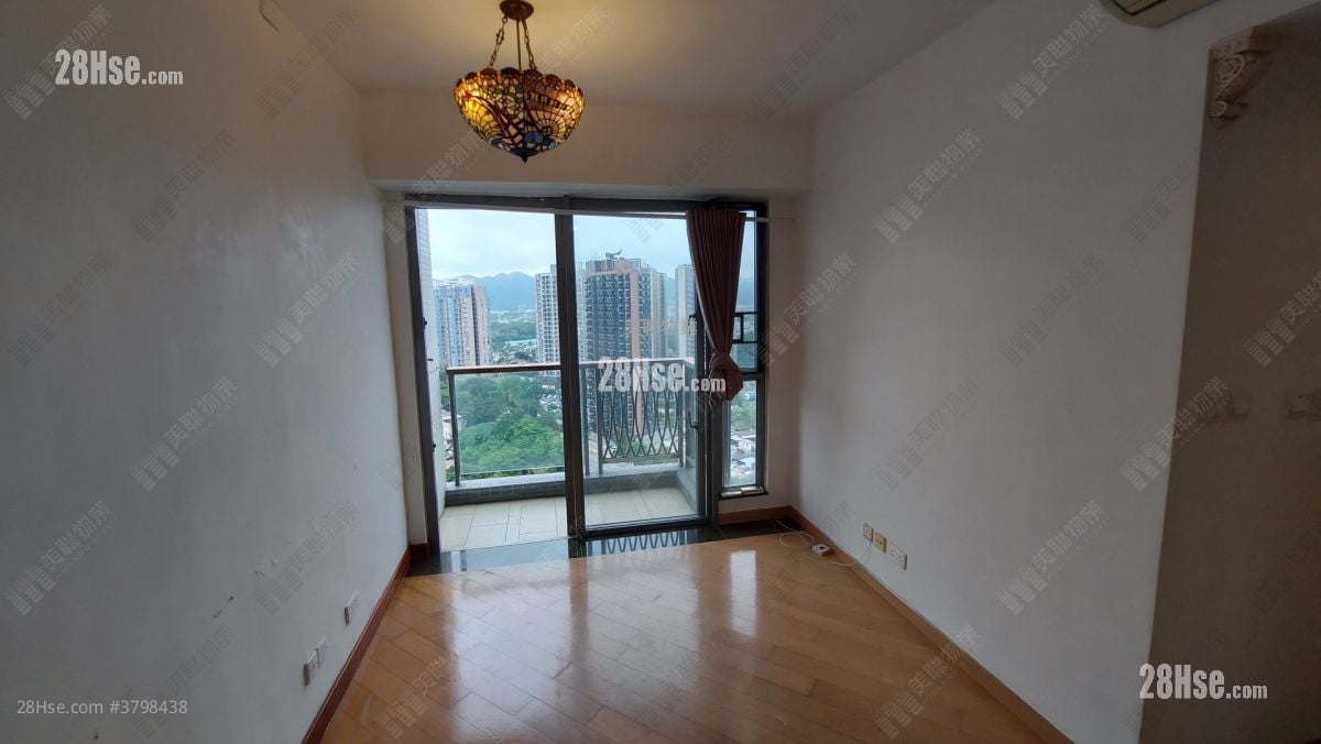 Emerald Green Rental 2 Bedrooms , 1 Bathroom 526 ft²