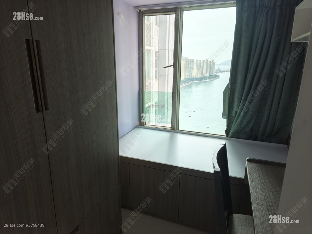 City Point Sell 750 ft²