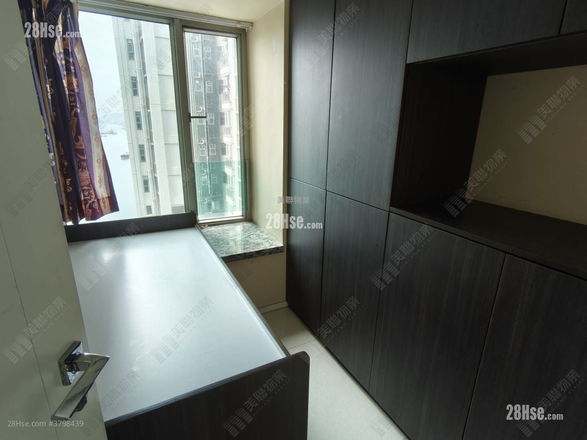 City Point Sell 750 ft²