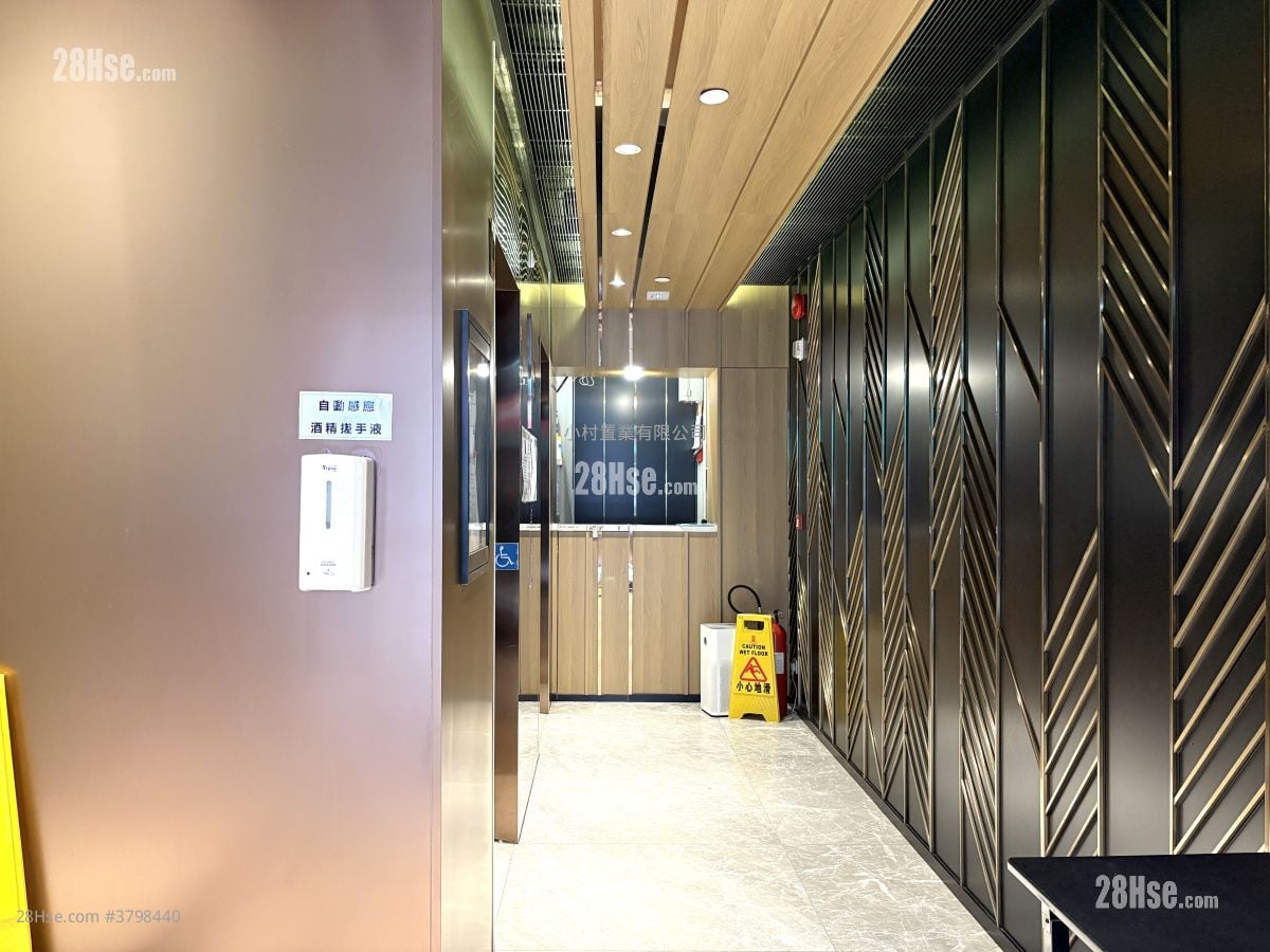 大堂: MW Easton 租盘 1 房 , 1 浴室 207 平方尺