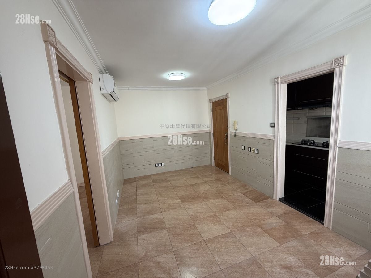 顺欣花园 售盘 2 房 , 1 浴室 428 平方尺