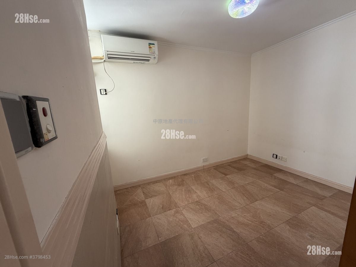 顺欣花园 售盘 2 房 , 1 浴室 428 平方尺