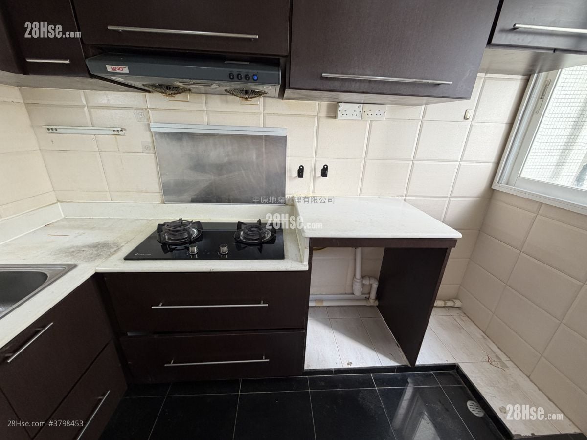 顺欣花园 售盘 2 房 , 1 浴室 428 平方尺