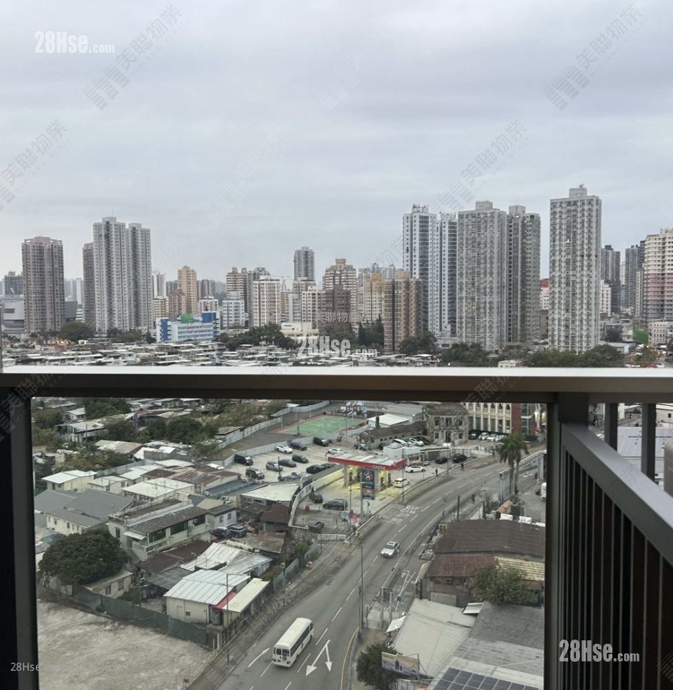 Hava Sell 2 Bedrooms , 1 Bathroom 397 ft²
