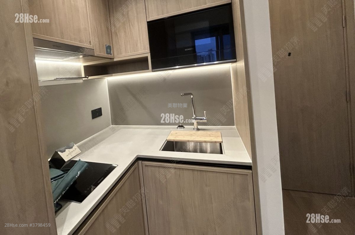 Hava Sell 2 Bedrooms , 1 Bathroom 397 ft²