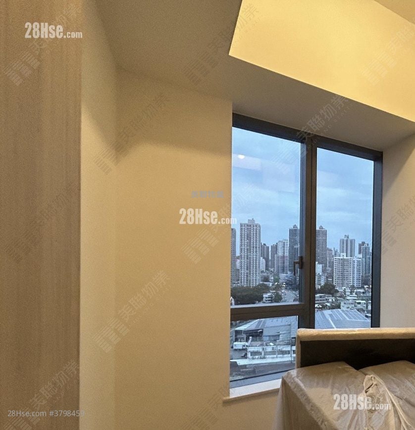 Hava Sell 2 Bedrooms , 1 Bathroom 397 ft²