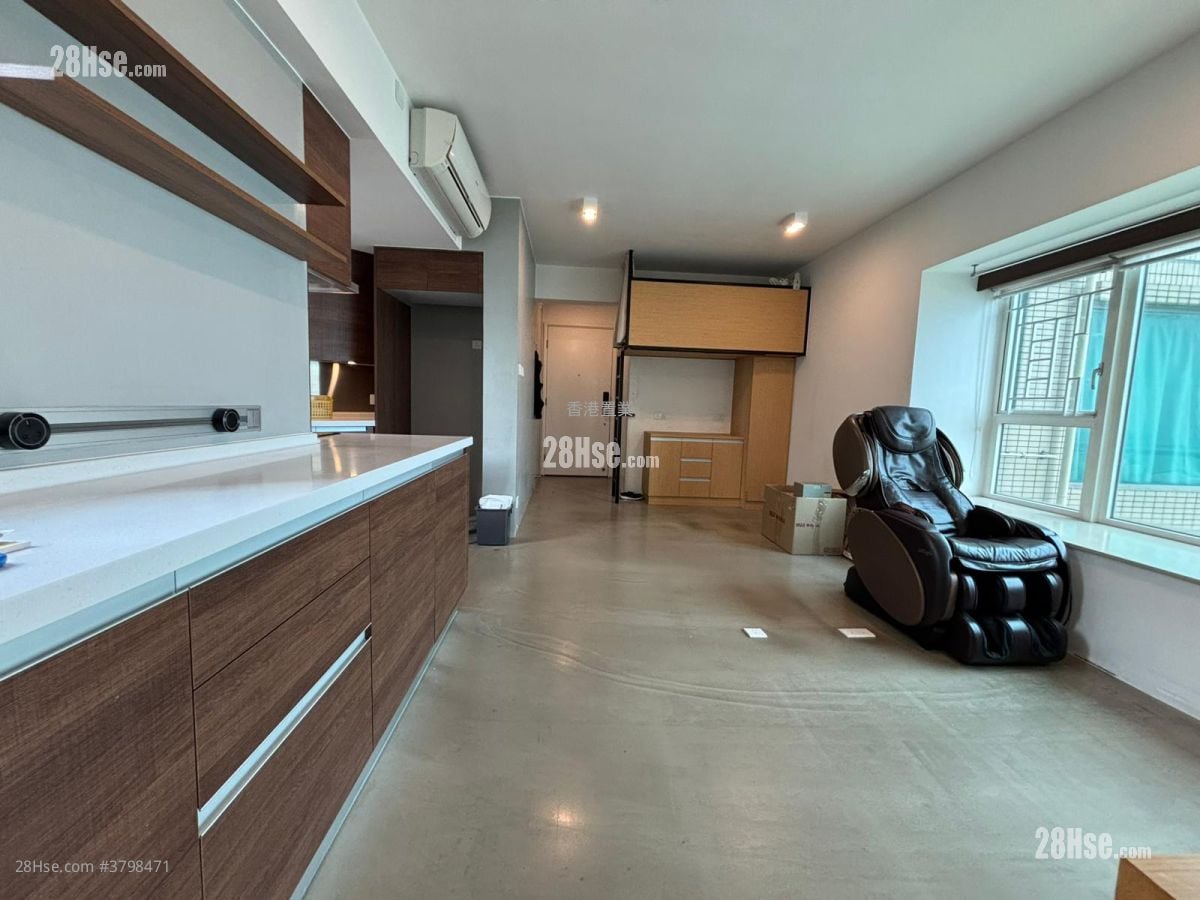 Park Island Sell 2 Bedrooms , 1 Bathroom 526 ft²