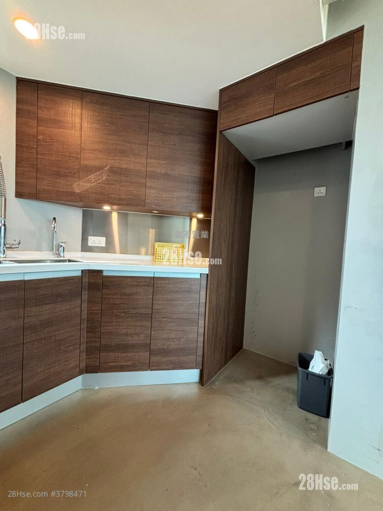 Park Island Sell 2 Bedrooms , 1 Bathroom 526 ft²