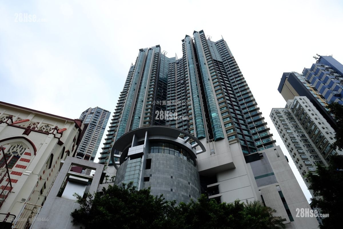 大厦外观: 罗便臣道80号 租盘 3 房 , 2 浴室 879 平方尺