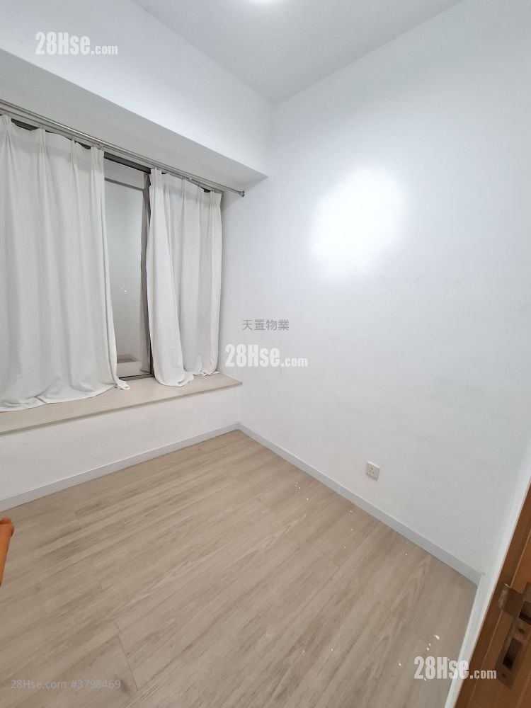 翠荟 售盘 5+ 房 , 3 浴室 872 平方尺