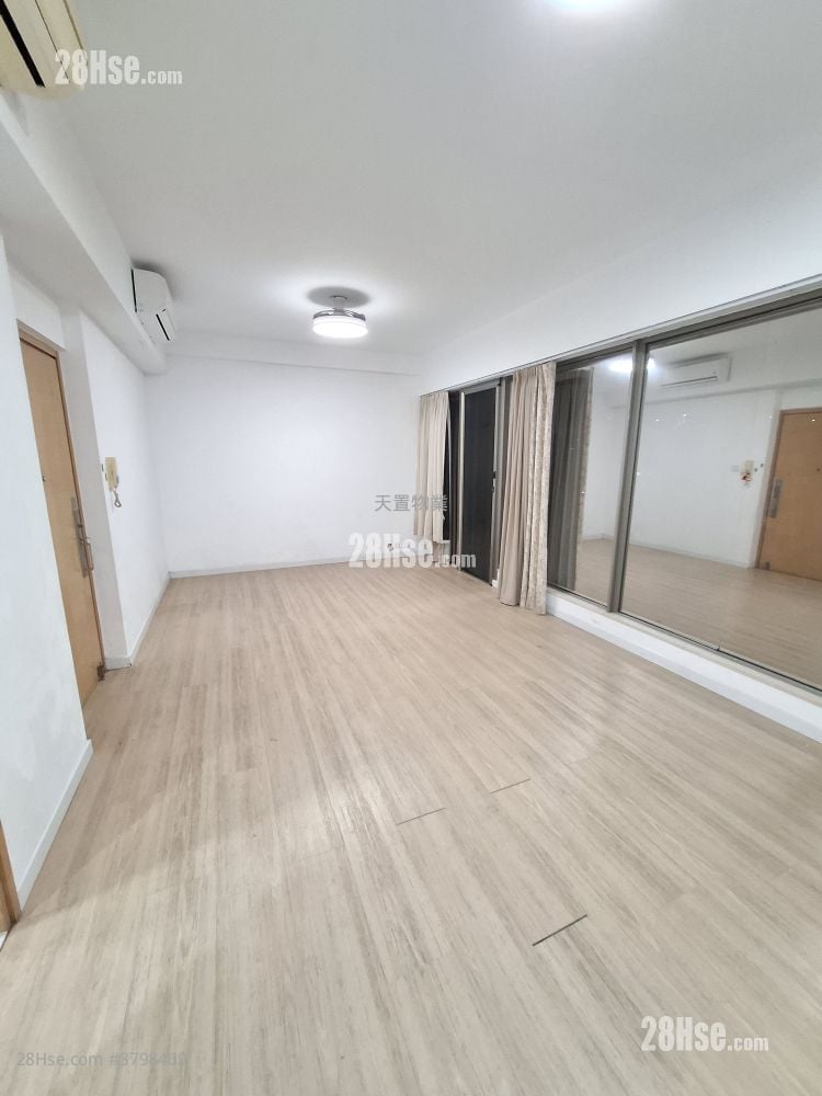 翠荟 售盘 5+ 房 , 3 浴室 872 平方尺