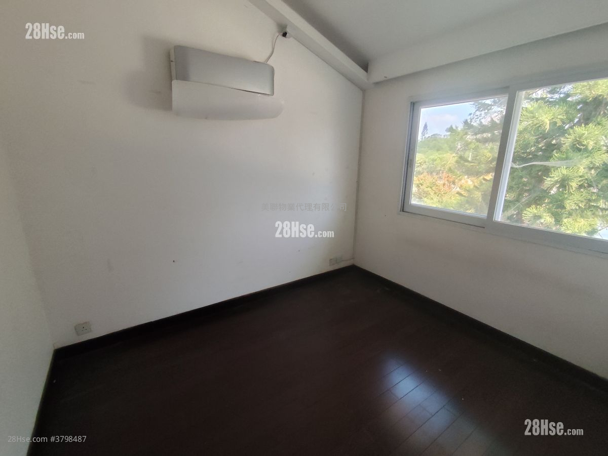 锦绣花园 售盘 4 房 , 2 浴室 950 平方尺