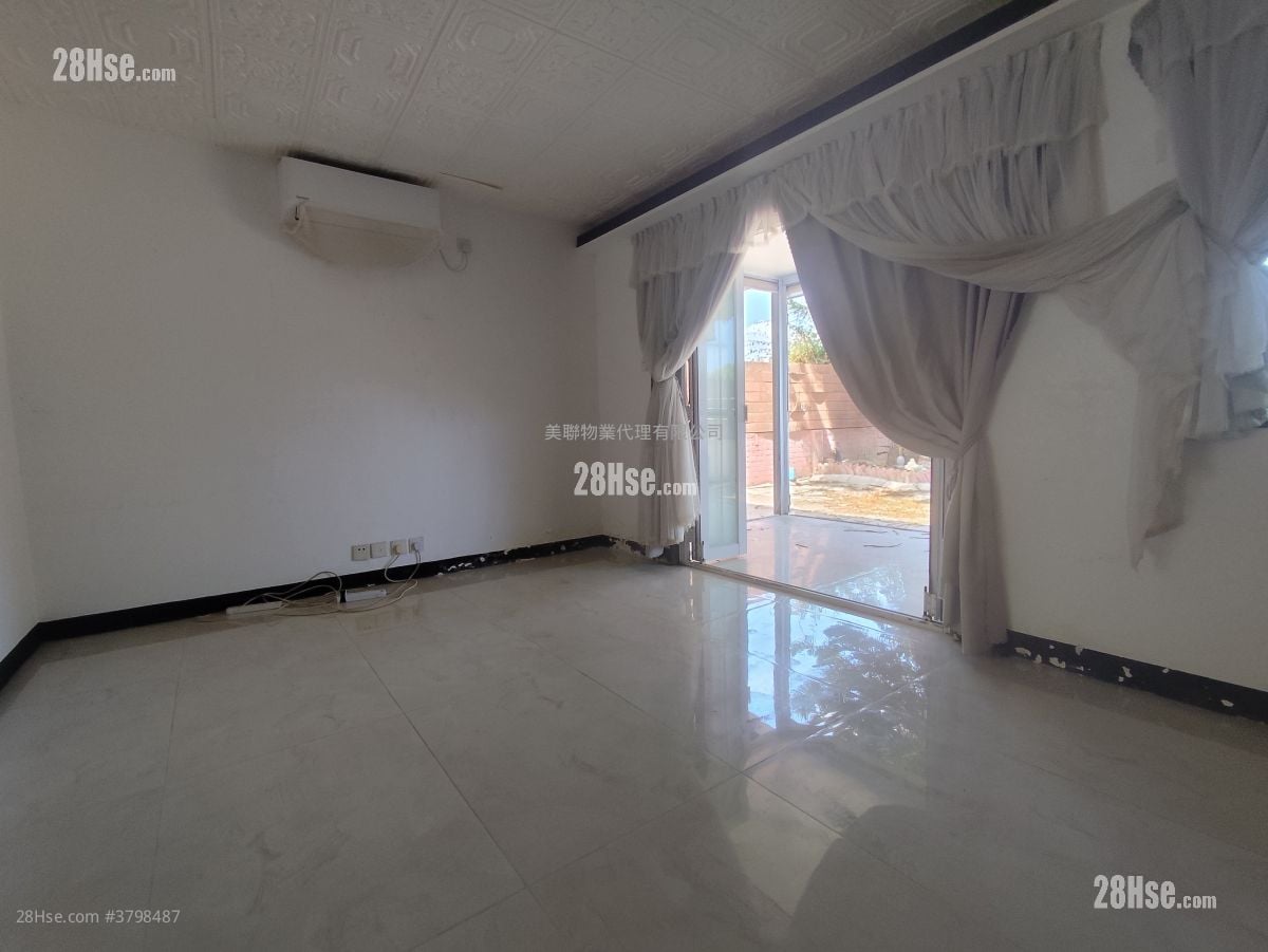 锦绣花园 售盘 4 房 , 2 浴室 950 平方尺