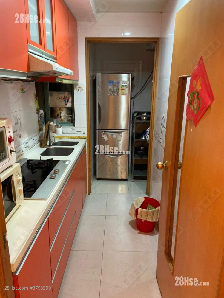 Sea Panorama Court Sell 3 Bedrooms , 2 Bathrooms 434 ft²