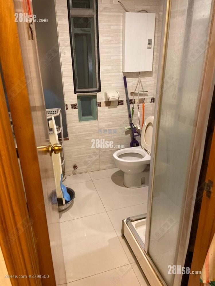 Sea Panorama Court Sell 3 Bedrooms , 2 Bathrooms 434 ft²