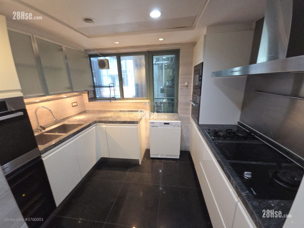 尚御 售盘 4 房 , 3 浴室 1,614 平方尺