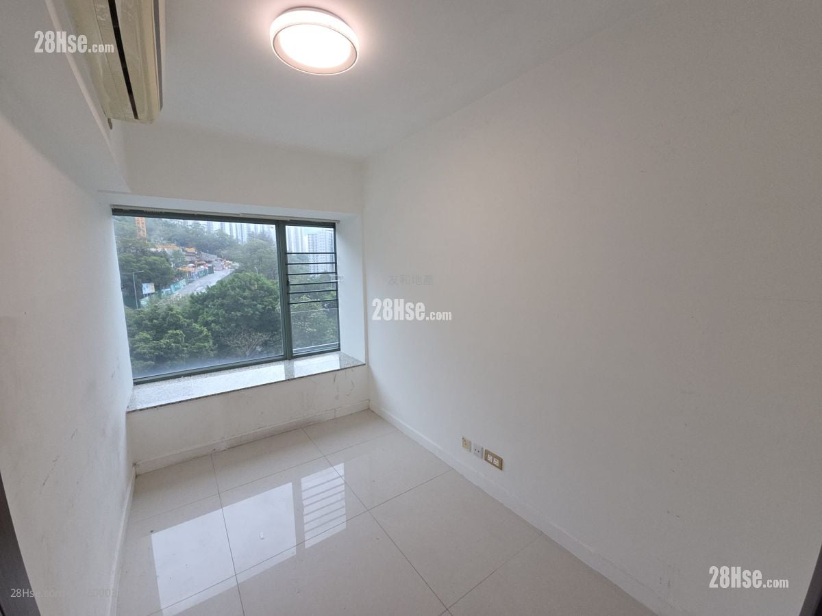 尚御 售盘 4 房 , 3 浴室 1,614 平方尺