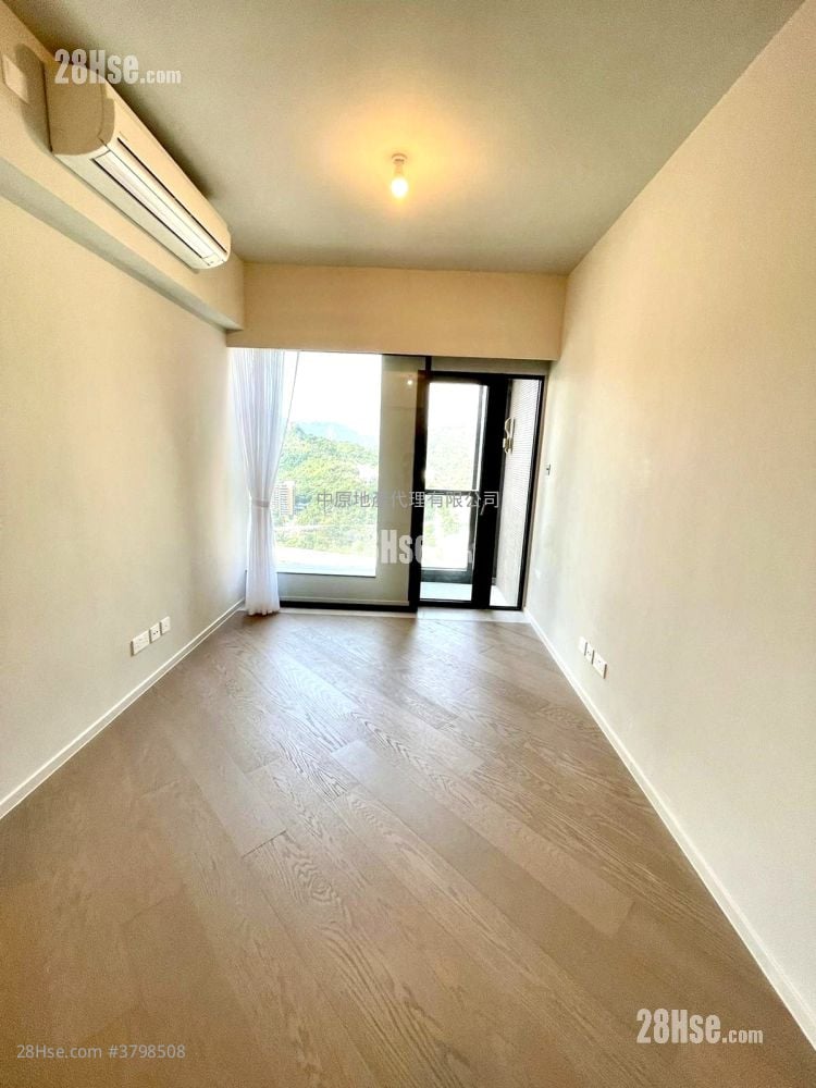 living room: The Pavilia Farm Sell 3 Bedrooms 671 ft²