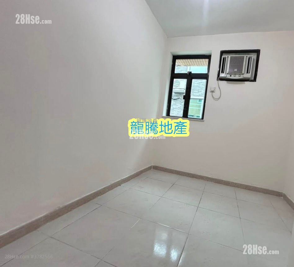 Village Rental 3 Bedrooms , 1 Bathroom