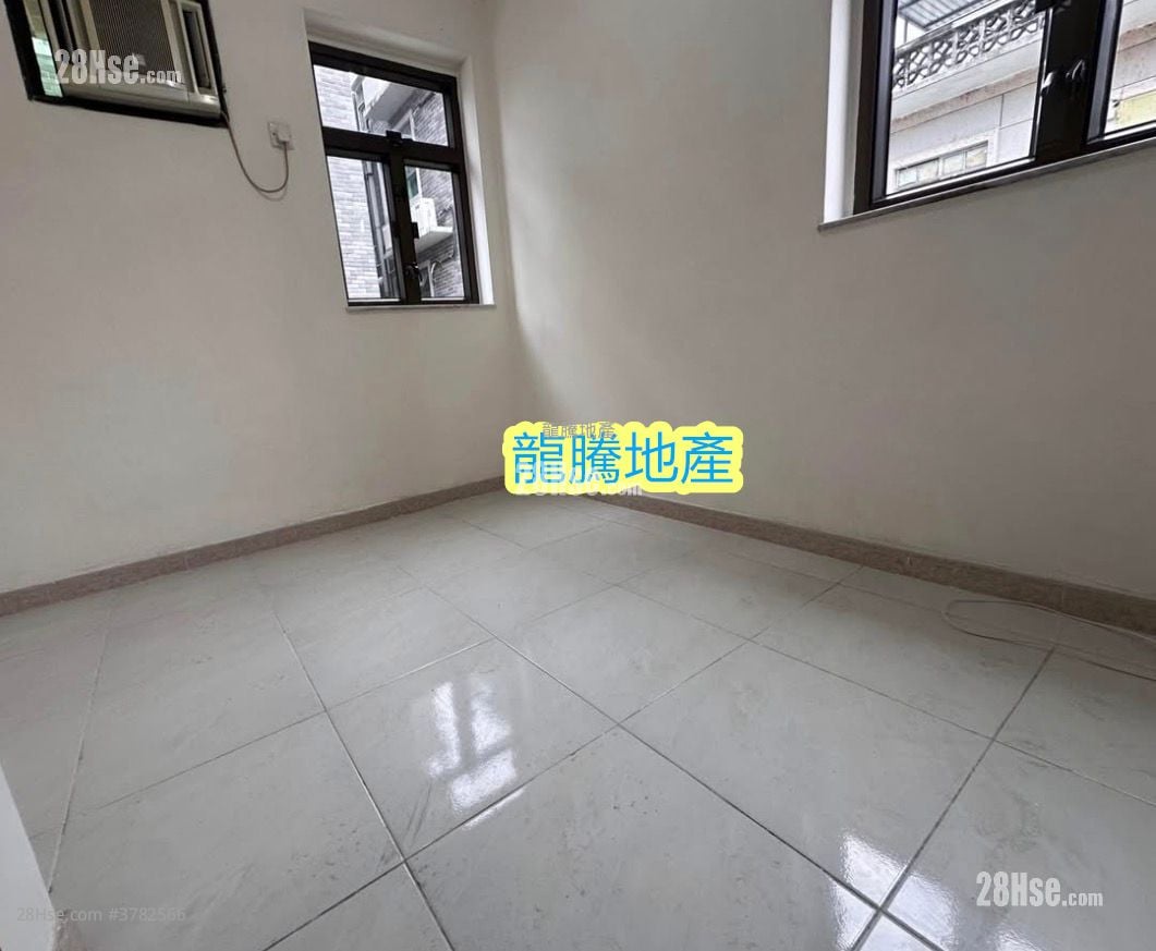 Village Rental 3 Bedrooms , 1 Bathroom