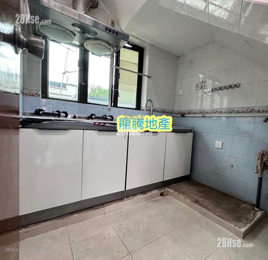 Village Rental 3 Bedrooms , 1 Bathroom