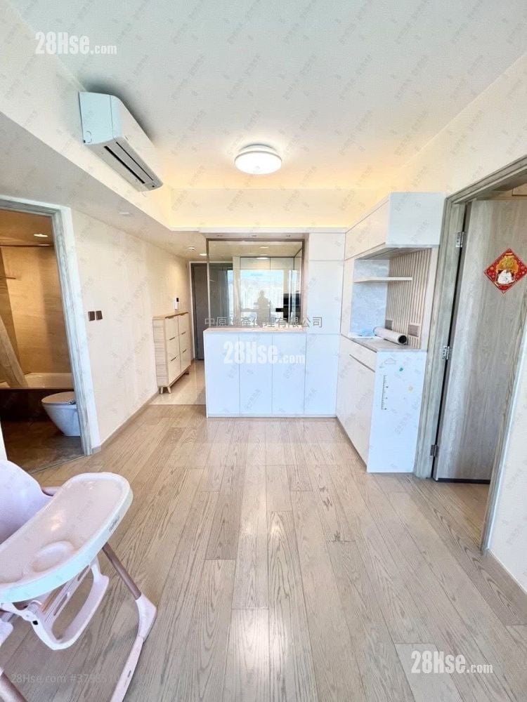 Sea To Sky Sell 2 Bedrooms , 2 Bathrooms 482 ft²