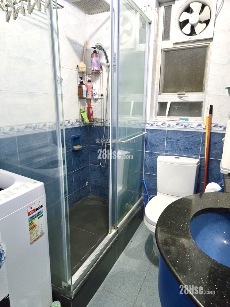 秀芳花园 售盘 3 房 , 1 浴室 698 平方尺