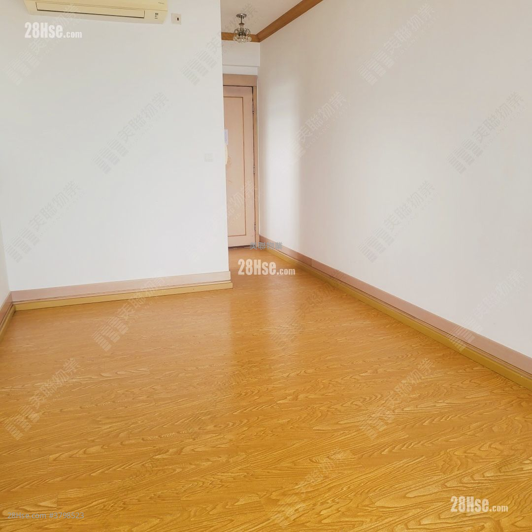 The Orchards Sell 3 Bedrooms 752 ft²