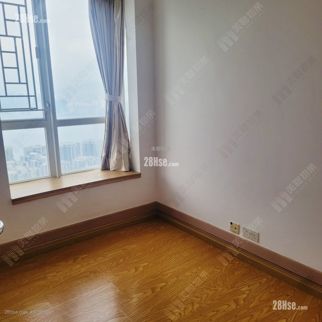 The Orchards Sell 3 Bedrooms 752 ft²