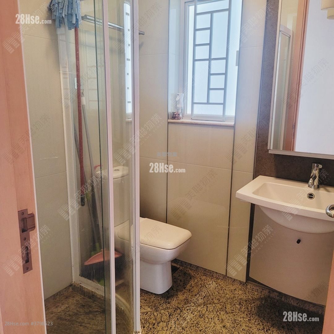 The Orchards Sell 3 Bedrooms 752 ft²