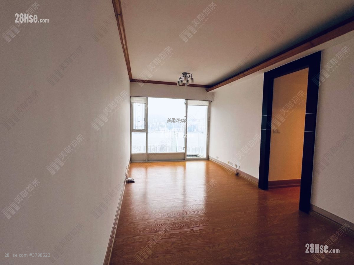 The Orchards Sell 3 Bedrooms 752 ft²