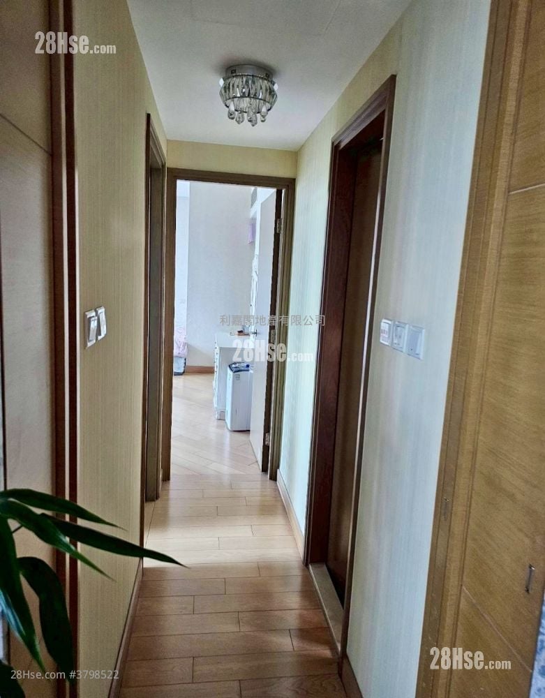 Yoho Midtown 售盘 4 房 , 2 浴室 1,197 平方尺