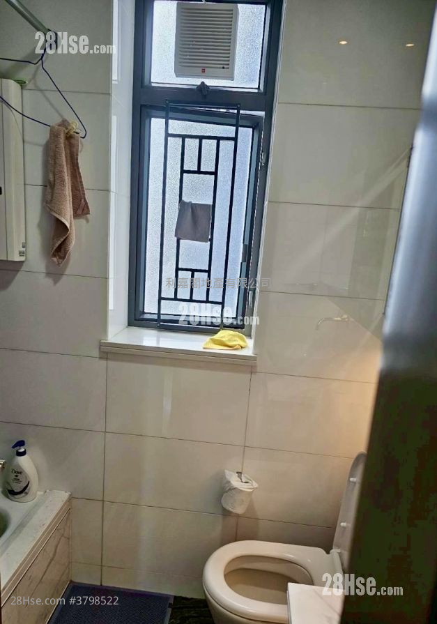 Yoho Midtown 售盘 4 房 , 2 浴室 1,197 平方尺