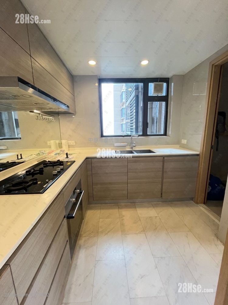 The Visionary Sell 3 Bedrooms , 3 Bathrooms 1,400 ft²