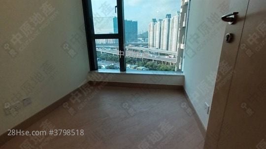 维港滙 售盘 3 房 , 2 浴室 835 平方尺