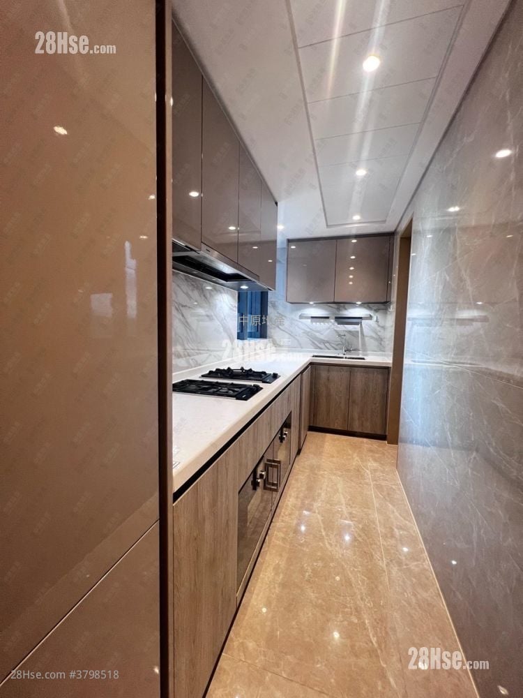 维港滙 售盘 3 房 , 2 浴室 835 平方尺