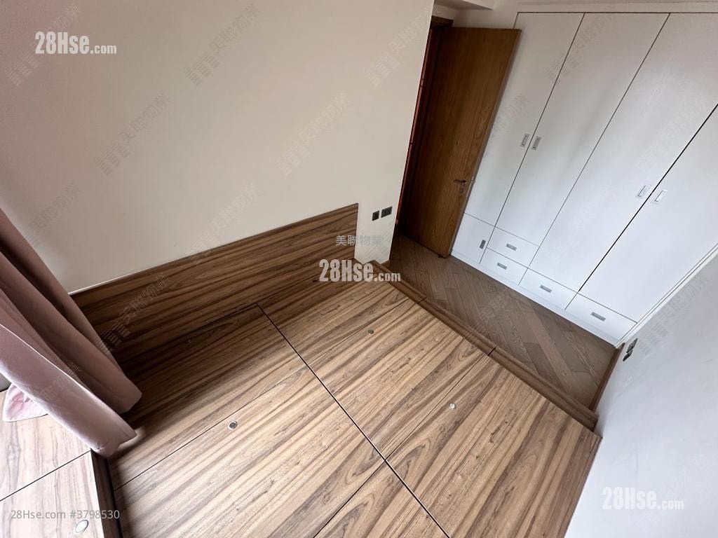 柏傲湾 售盘 2 房 , 2 浴室 525 平方尺