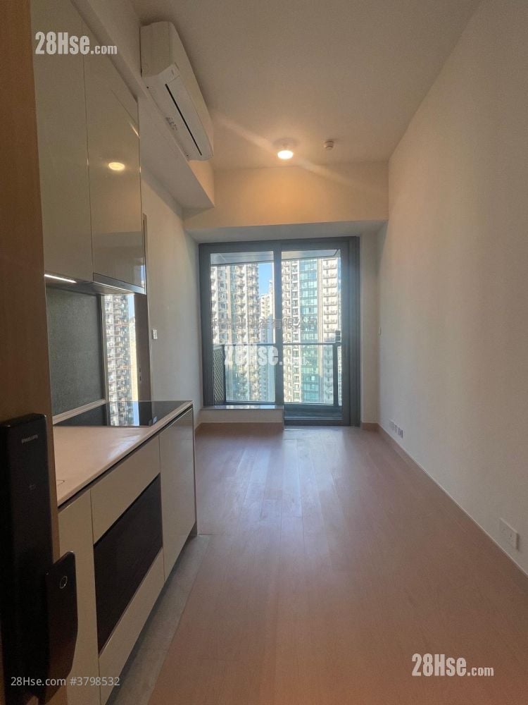 Park Seasons Rental 2 Bedrooms , 1 Bathroom 437 ft²