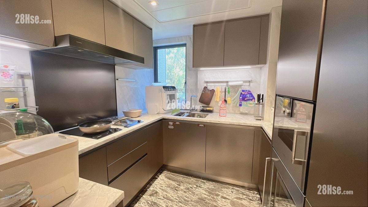 El Futuro Rental 1,226 ft²