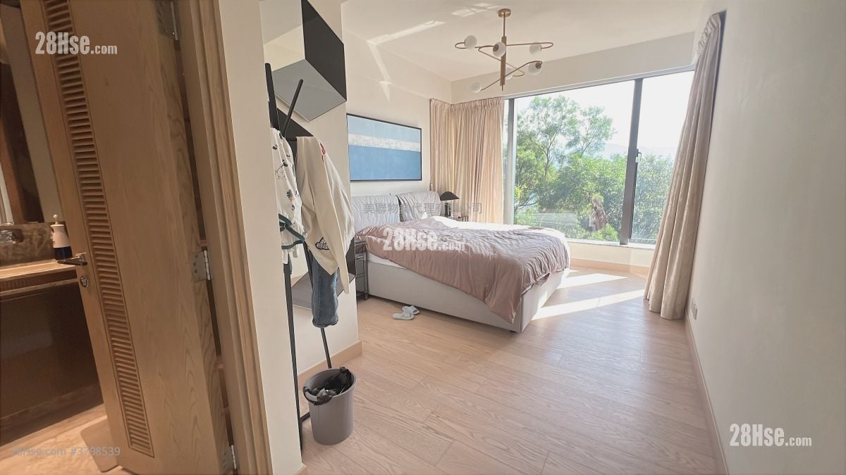 El Futuro Rental 1,226 ft²