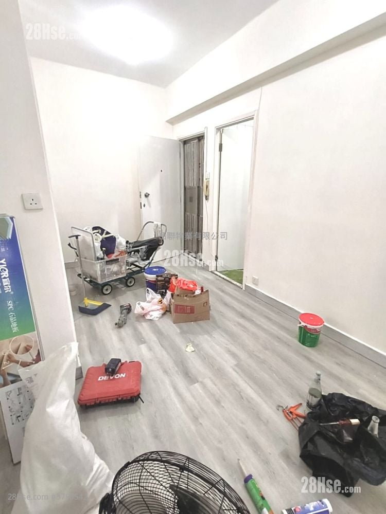 皆兴大厦 售盘 2 房 , 1 浴室 390 平方尺