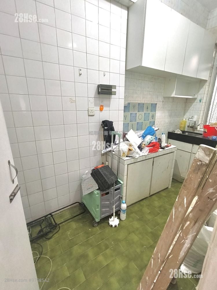 皆兴大厦 售盘 2 房 , 1 浴室 390 平方尺