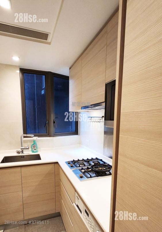 皓畋 租盘 2 房 , 1 浴室 585 平方尺