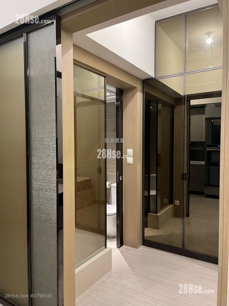 Cullinan West Rental 1 Bedroom , 1 Bathroom 354 ft²