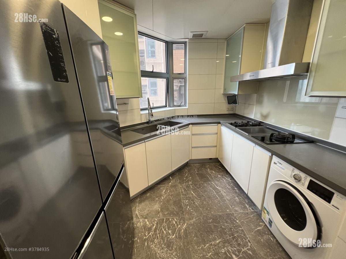 The Palazzo Sell 4 Bedrooms 1,444 ft²