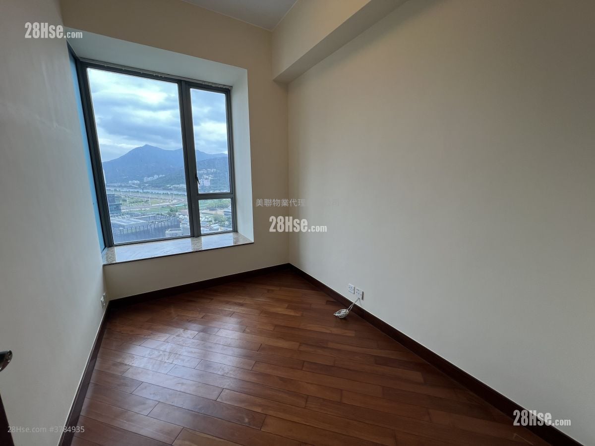 The Palazzo Sell 4 Bedrooms 1,444 ft²