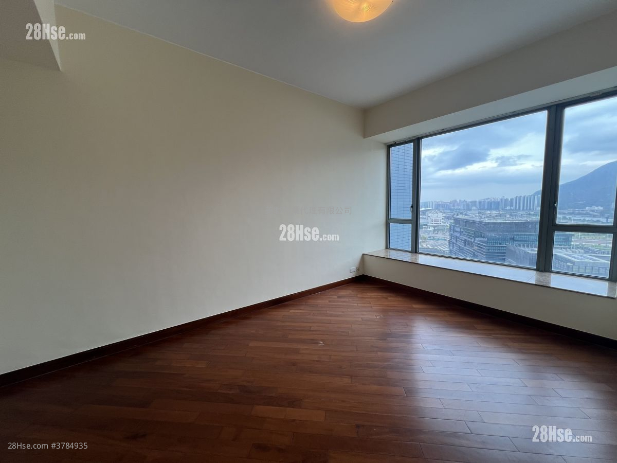 The Palazzo Sell 4 Bedrooms 1,444 ft²